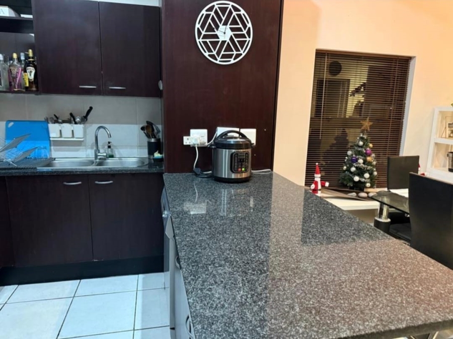  Bedroom Property for Sale in Bryanston Gauteng