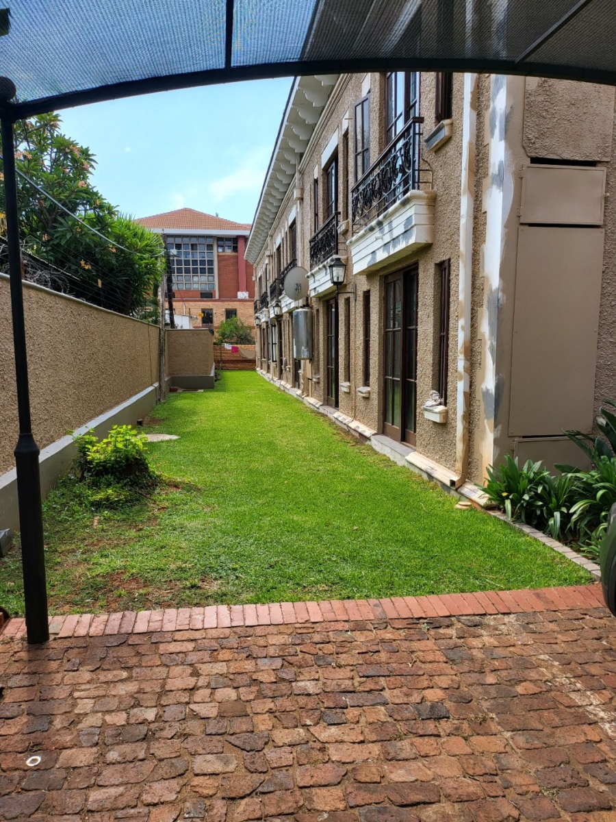 1 Bedroom Property for Sale in Hatfield Gauteng
