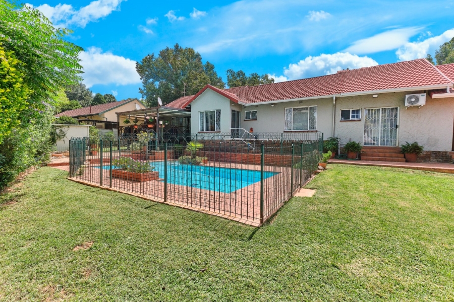 4 Bedroom Property for Sale in Randpark Ridge Gauteng