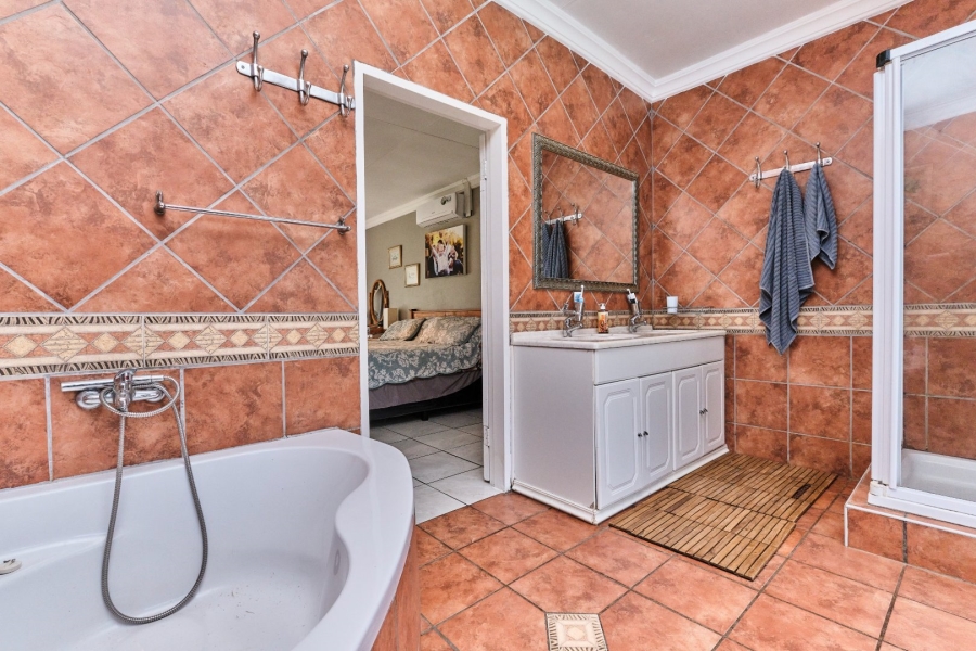 4 Bedroom Property for Sale in Randpark Ridge Gauteng