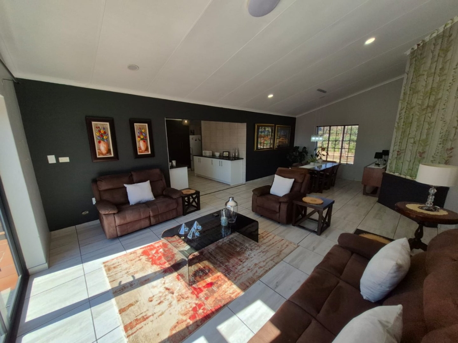 To Let 3 Bedroom Property for Rent in Zwavelpoort Gauteng
