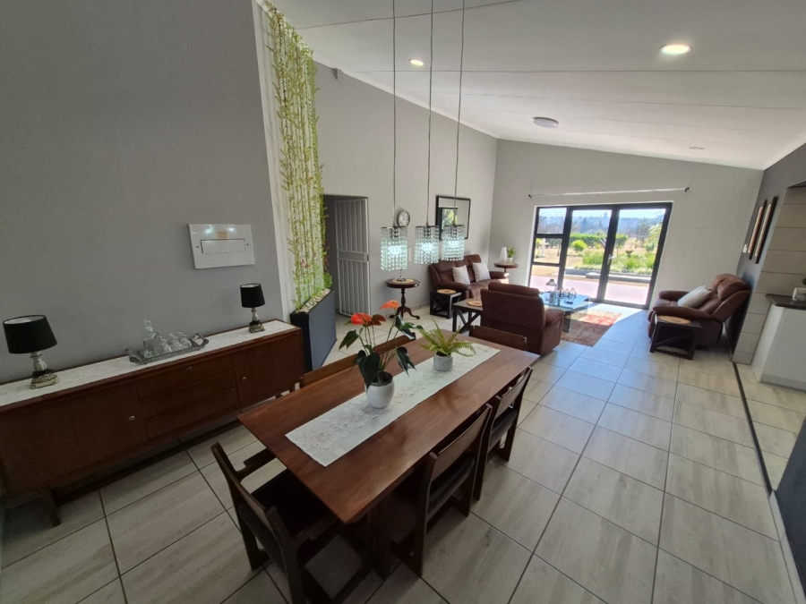 To Let 3 Bedroom Property for Rent in Zwavelpoort Gauteng