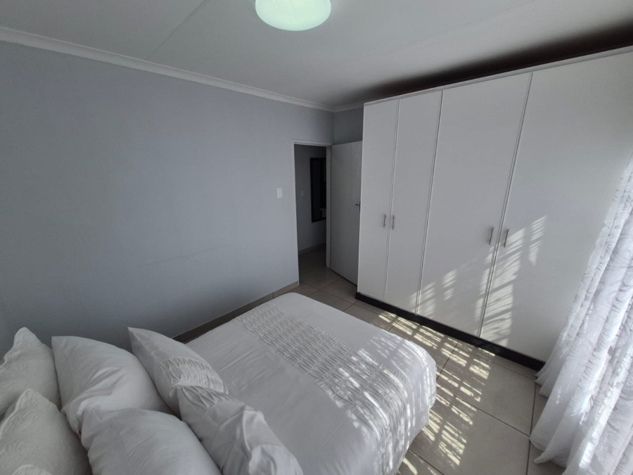 To Let 3 Bedroom Property for Rent in Zwavelpoort Gauteng