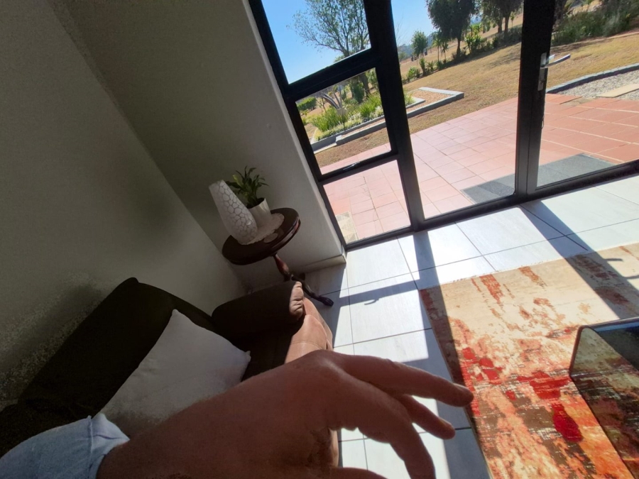 To Let 3 Bedroom Property for Rent in Zwavelpoort Gauteng