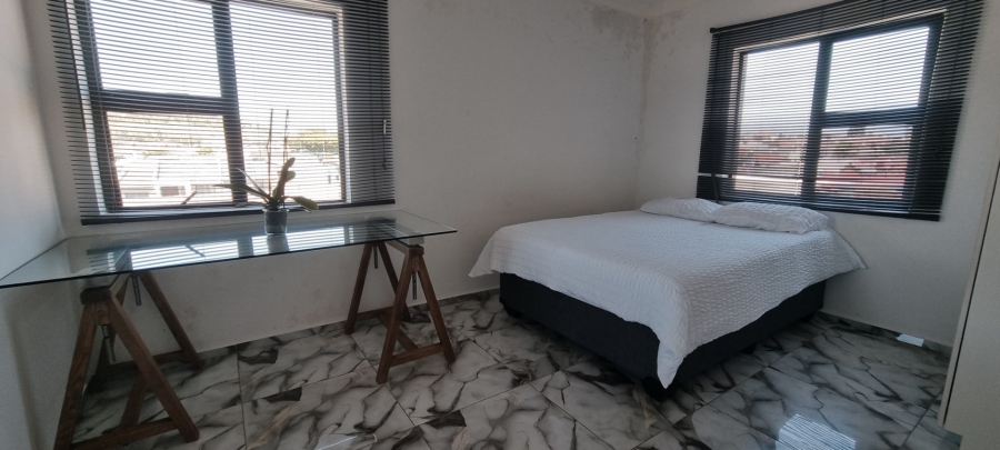 8 Bedroom Property for Sale in Diepkloof Zone 4 Gauteng