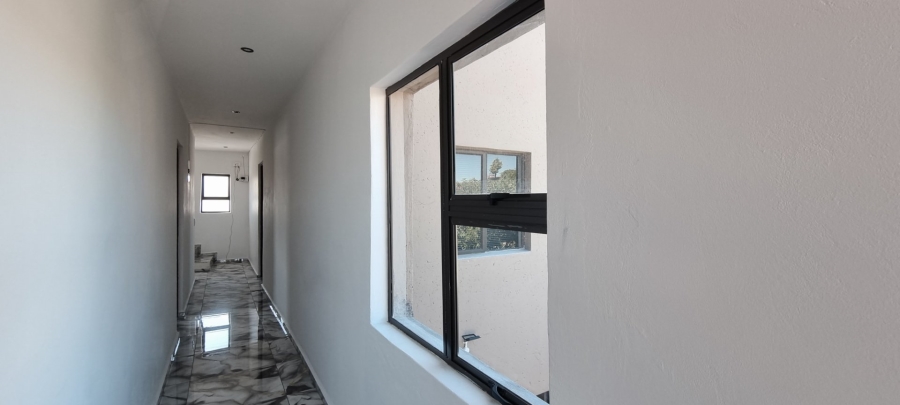 8 Bedroom Property for Sale in Diepkloof Zone 4 Gauteng