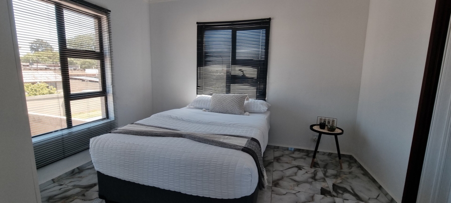 8 Bedroom Property for Sale in Diepkloof Zone 4 Gauteng