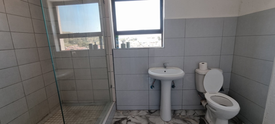 8 Bedroom Property for Sale in Diepkloof Zone 4 Gauteng