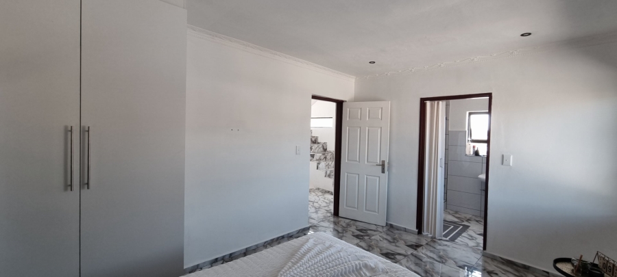 8 Bedroom Property for Sale in Diepkloof Zone 4 Gauteng