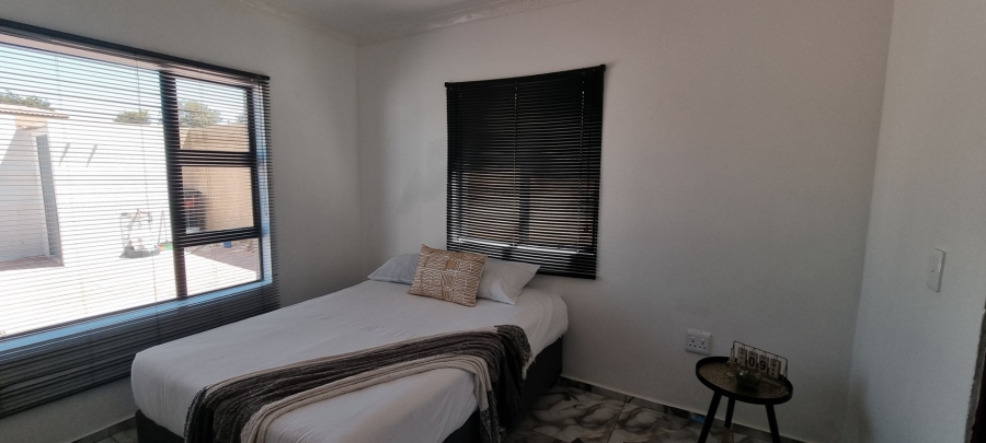 8 Bedroom Property for Sale in Diepkloof Zone 4 Gauteng