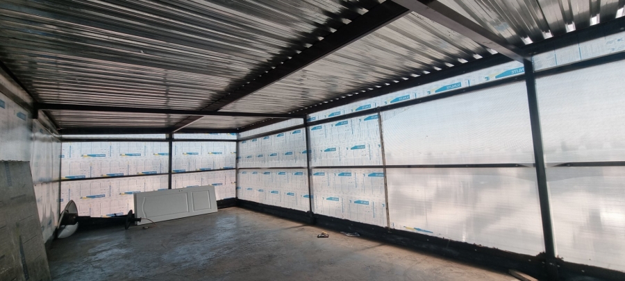 8 Bedroom Property for Sale in Diepkloof Zone 4 Gauteng