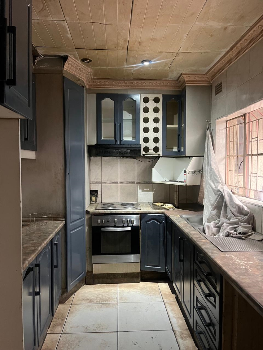 To Let 3 Bedroom Property for Rent in Bramley View Gauteng