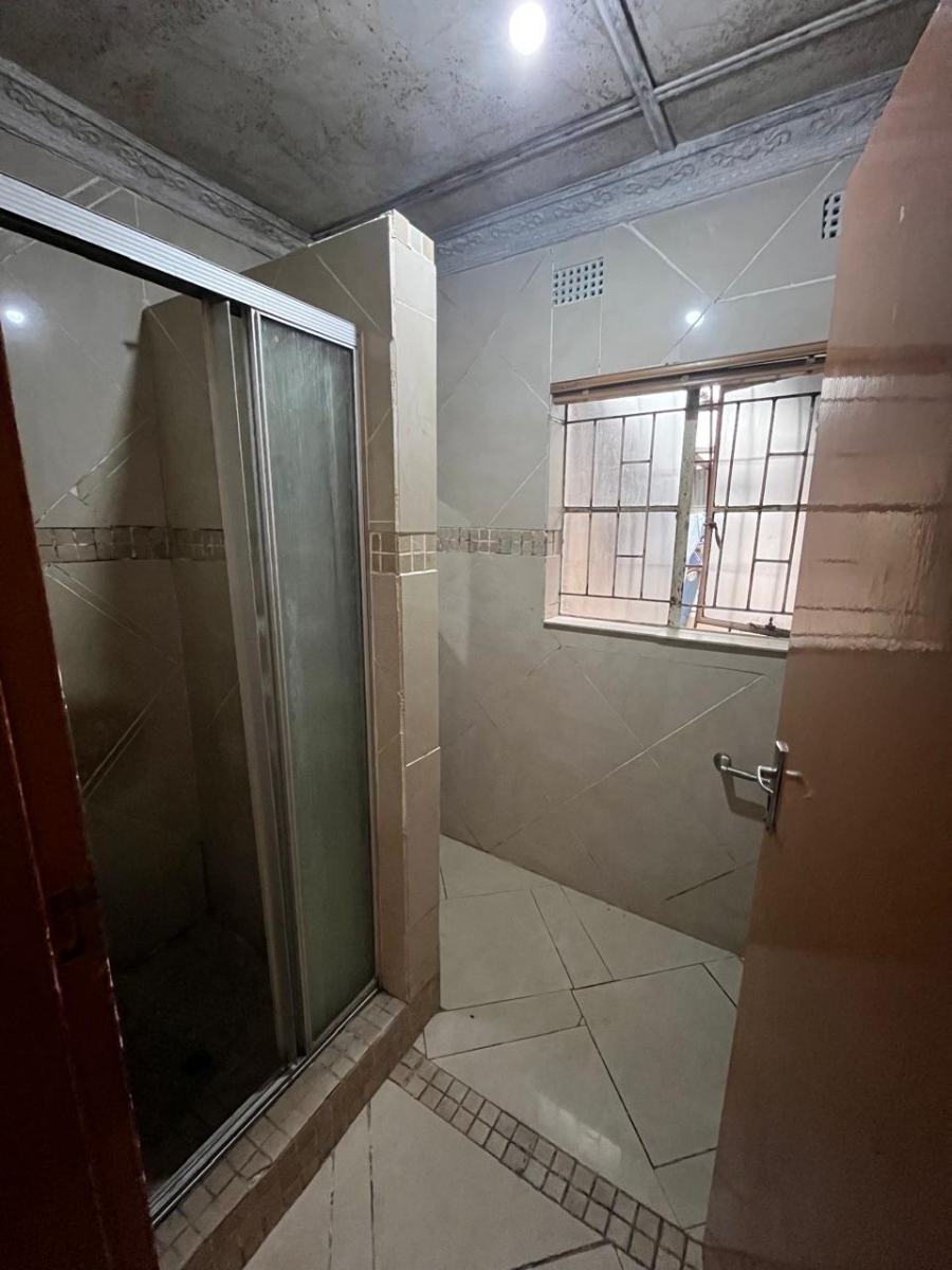 To Let 3 Bedroom Property for Rent in Bramley View Gauteng