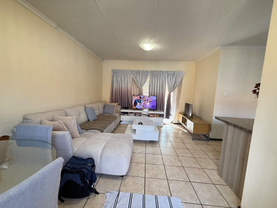 To Let 2 Bedroom Property for Rent in Randpark Ridge Gauteng