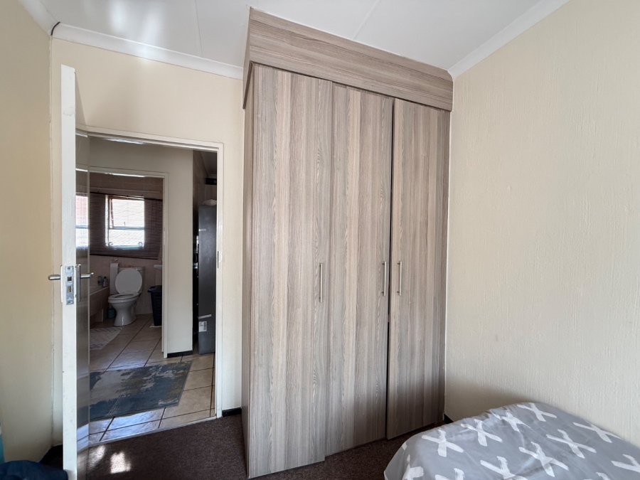 To Let 2 Bedroom Property for Rent in Randpark Ridge Gauteng
