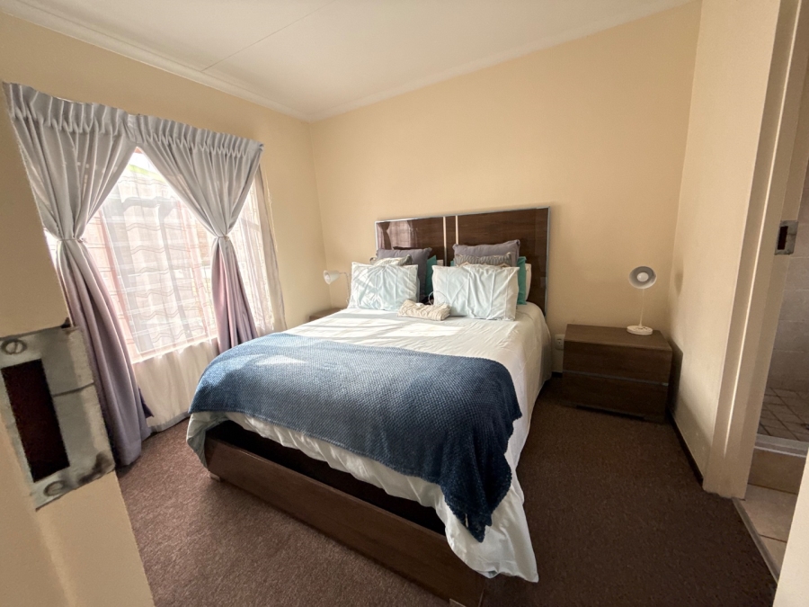 To Let 2 Bedroom Property for Rent in Randpark Ridge Gauteng