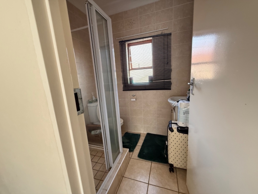 To Let 2 Bedroom Property for Rent in Randpark Ridge Gauteng