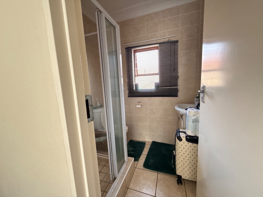 To Let 2 Bedroom Property for Rent in Randpark Ridge Gauteng