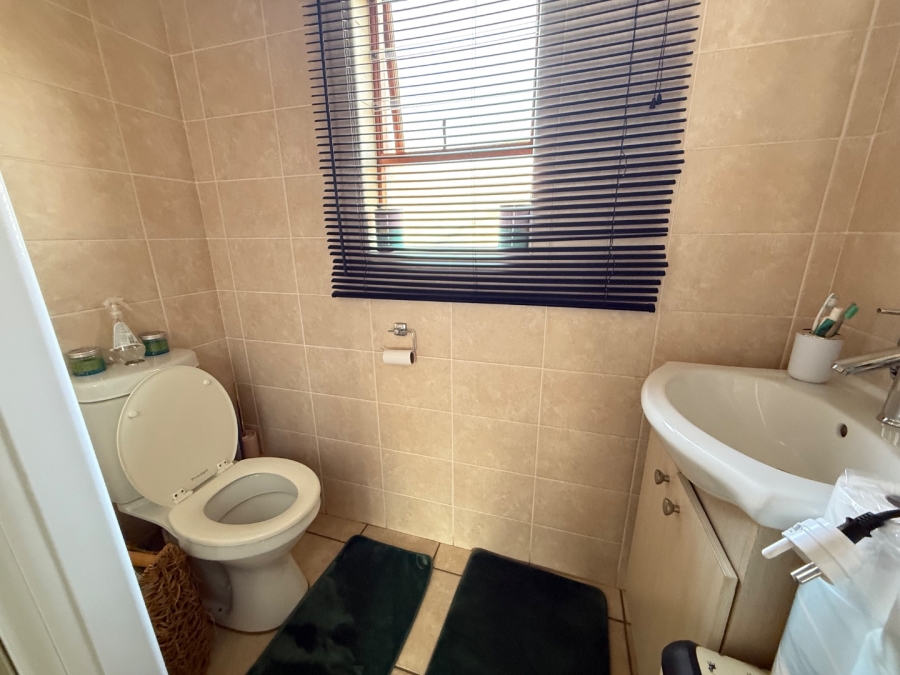 To Let 2 Bedroom Property for Rent in Randpark Ridge Gauteng