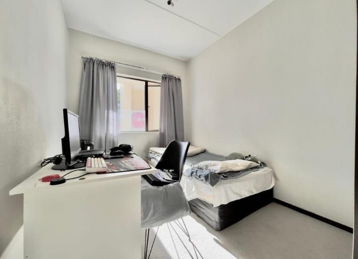 2 Bedroom Property for Sale in Broadacres Gauteng