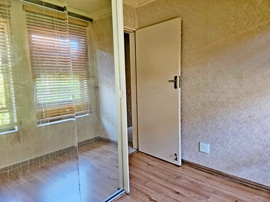 3 Bedroom Property for Sale in Rhodesfield Gauteng