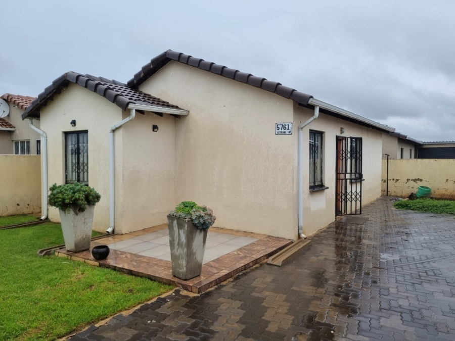 3 Bedroom Property for Sale in Windmill Park Gauteng