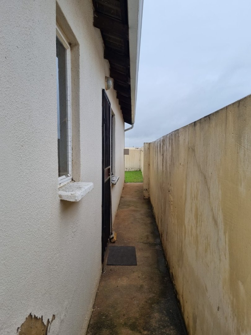 3 Bedroom Property for Sale in Windmill Park Gauteng