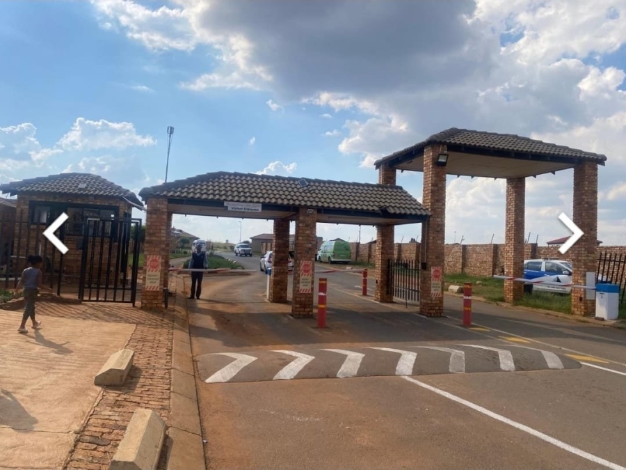 3 Bedroom Property for Sale in Windmill Park Gauteng