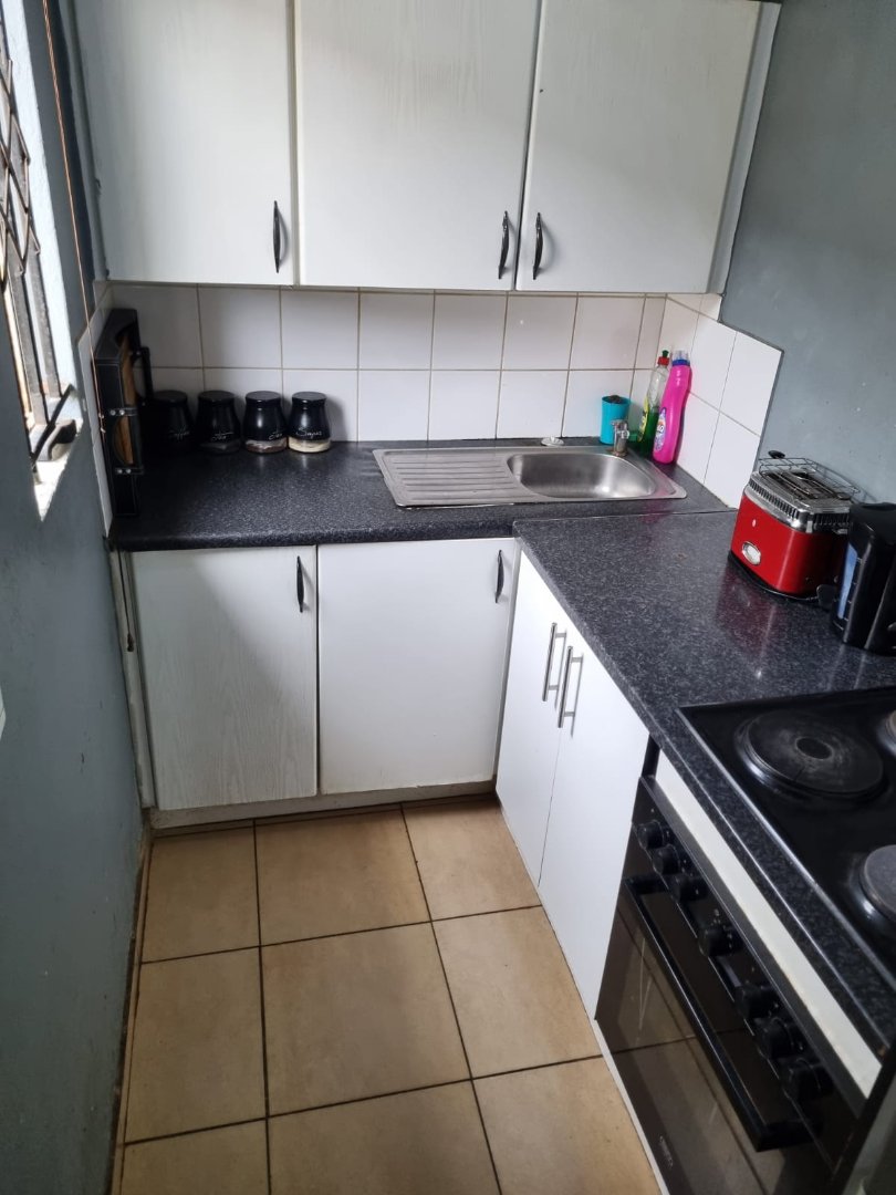 3 Bedroom Property for Sale in Windmill Park Gauteng