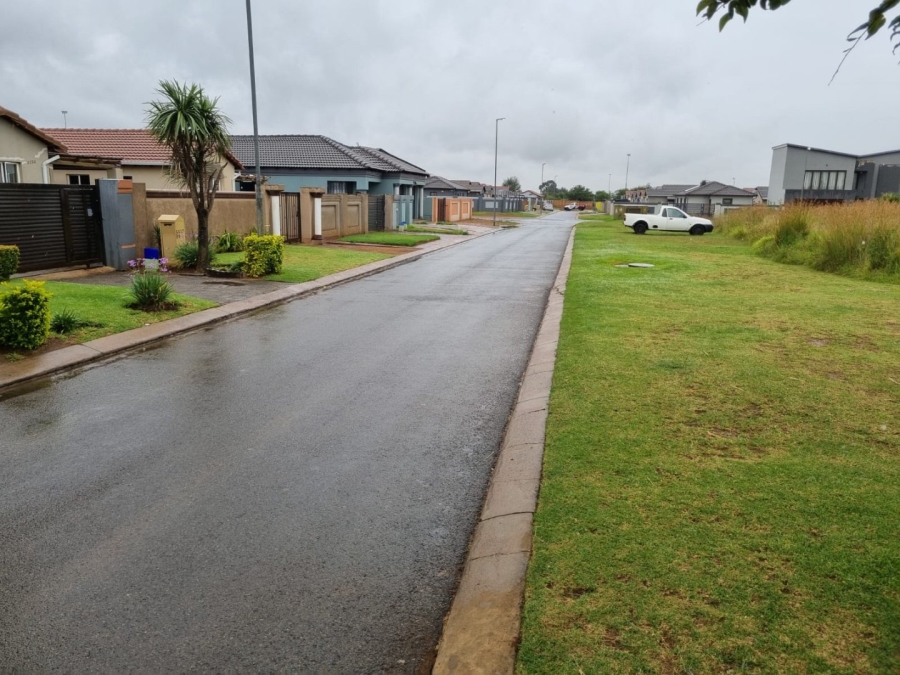 3 Bedroom Property for Sale in Windmill Park Gauteng