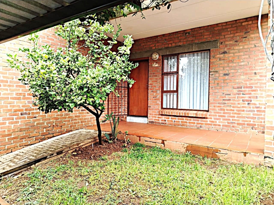 2 Bedroom Property for Sale in Amorosa Gauteng