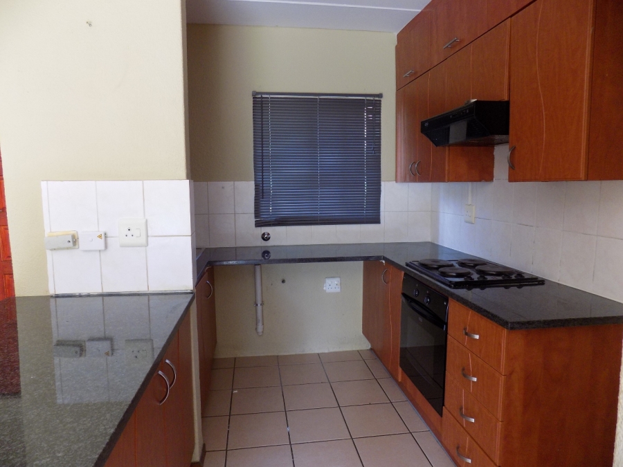 2 Bedroom Property for Sale in Halfway Gardens Gauteng