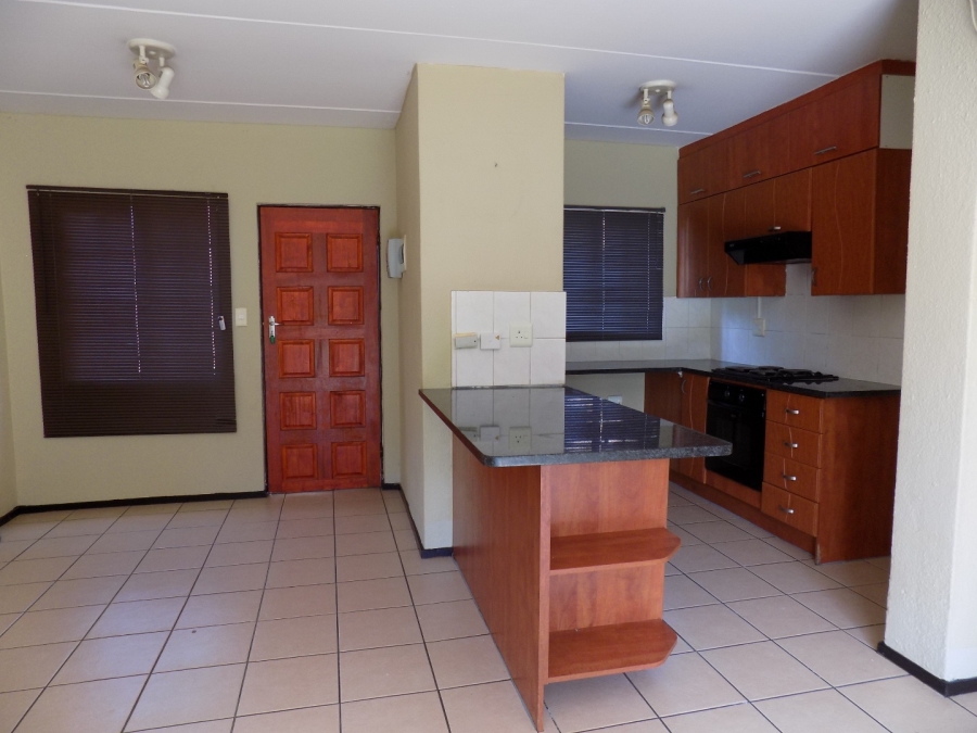 2 Bedroom Property for Sale in Halfway Gardens Gauteng