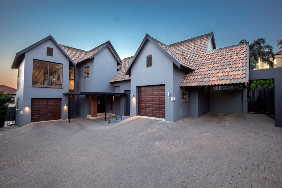 4 Bedroom Property for Sale in Olympus AH Gauteng