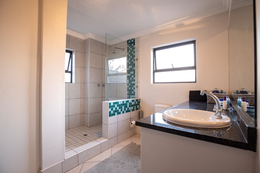 4 Bedroom Property for Sale in Olympus AH Gauteng