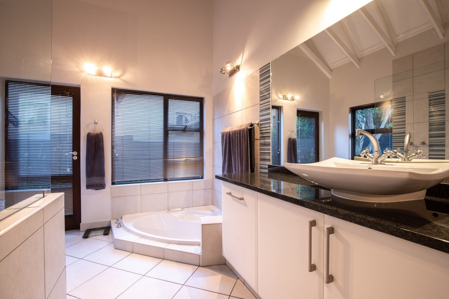 4 Bedroom Property for Sale in Olympus AH Gauteng