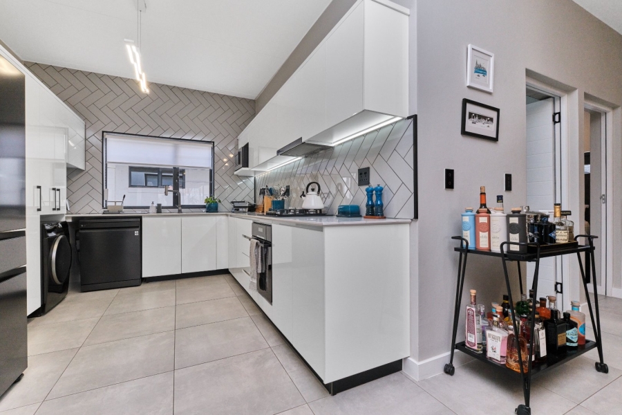 3 Bedroom Property for Sale in North Riding Gauteng