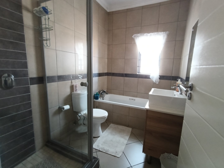 3 Bedroom Property for Sale in Sevilla Estate Gauteng