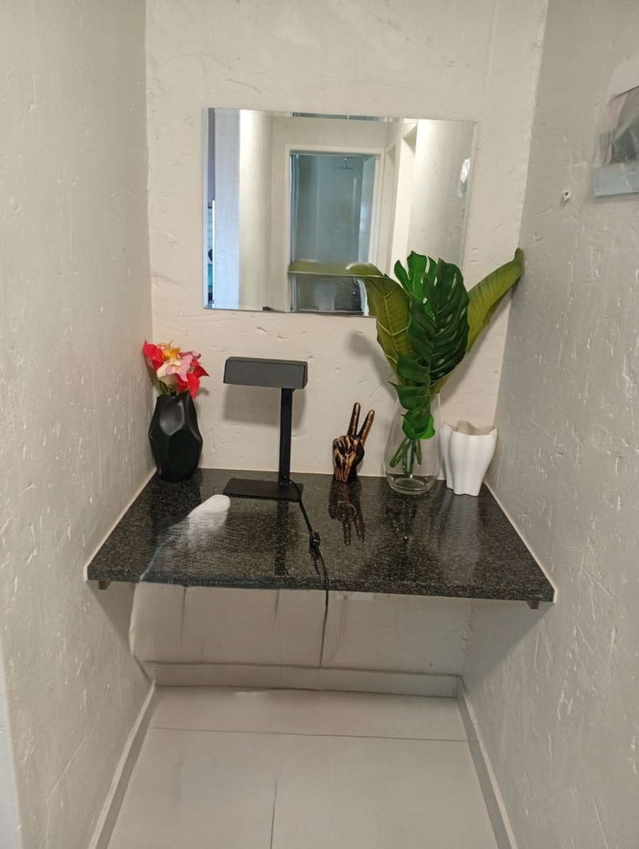 3 Bedroom Property for Sale in Bartlett Gauteng