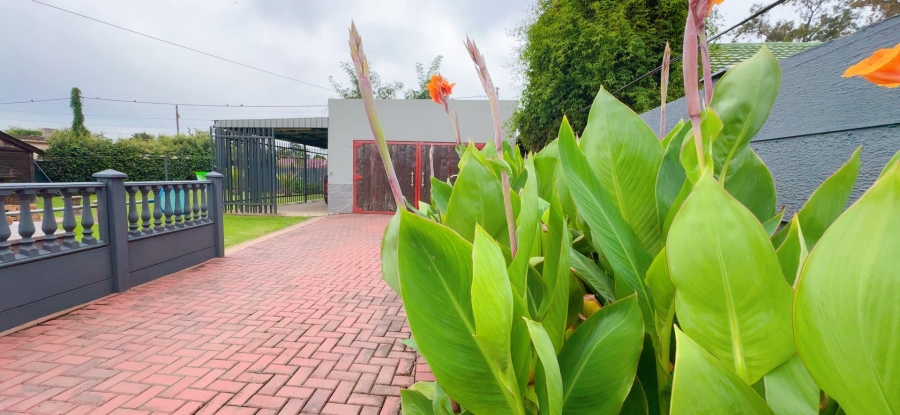 4 Bedroom Property for Sale in Risiville Gauteng