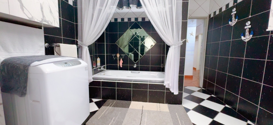 4 Bedroom Property for Sale in Risiville Gauteng