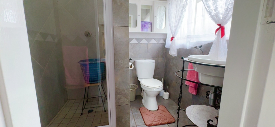 4 Bedroom Property for Sale in Risiville Gauteng