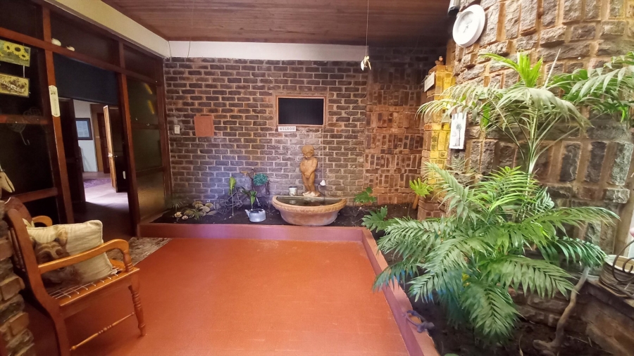 5 Bedroom Property for Sale in Eldoraigne Gauteng