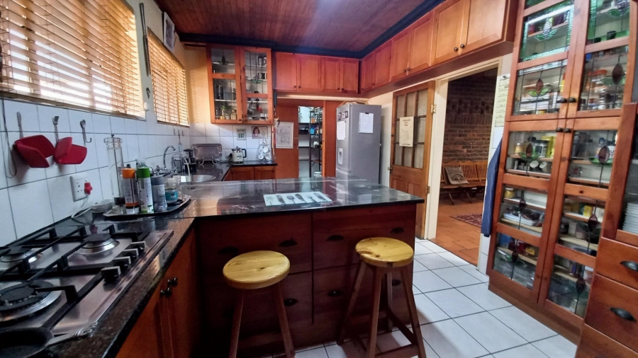 5 Bedroom Property for Sale in Eldoraigne Gauteng