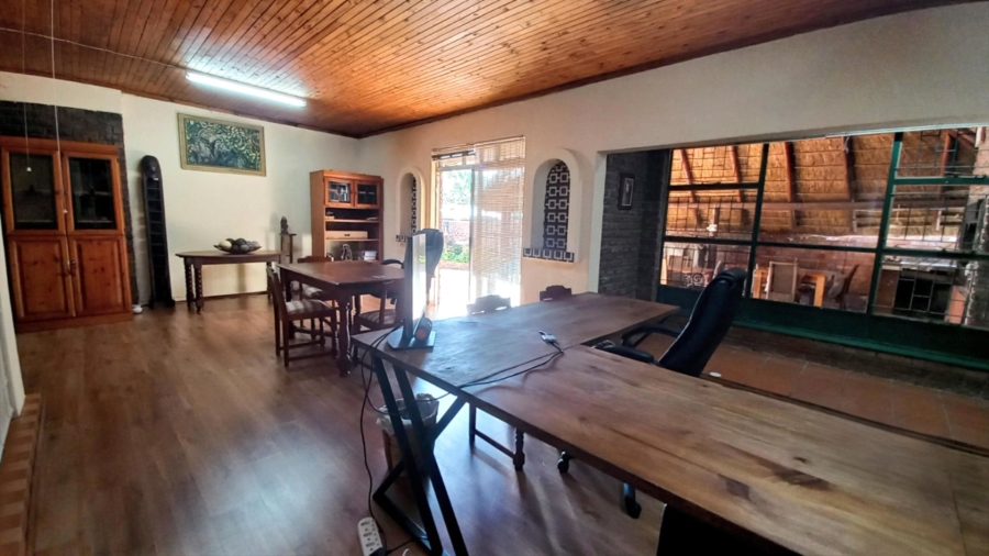 5 Bedroom Property for Sale in Eldoraigne Gauteng