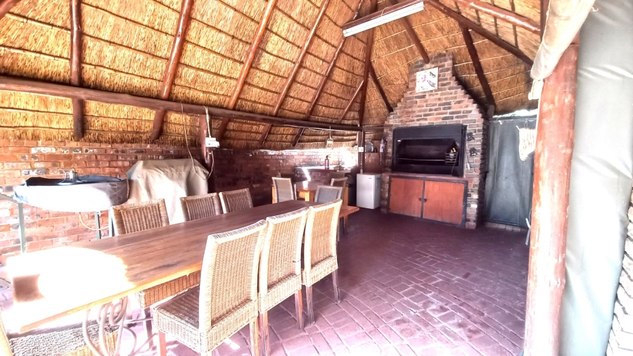 5 Bedroom Property for Sale in Eldoraigne Gauteng