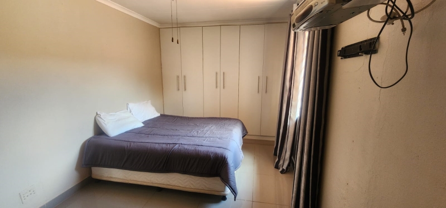 4 Bedroom Property for Sale in Lenasia South Gauteng