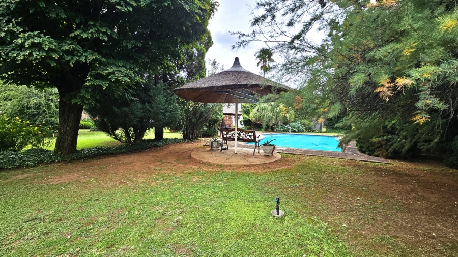 4 Bedroom Property for Sale in Three Rivers East Gauteng