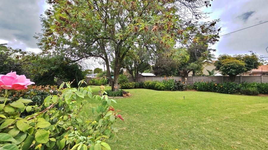 4 Bedroom Property for Sale in Three Rivers East Gauteng