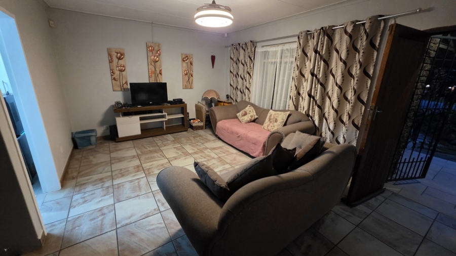 3 Bedroom Property for Sale in Magalieskruin Gauteng